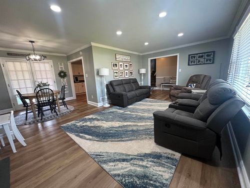 107 Avondale Dr, GAFFNEY, SC, 29341-1003 | Card Image