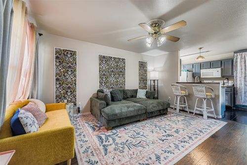 930 Panorama Dr, Dripping Springs, TX, 78620-2516 | Card Image