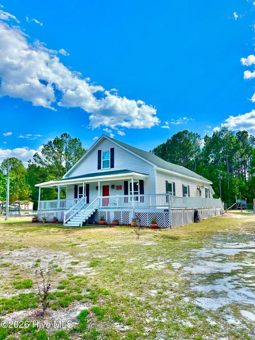588 Lightwood Knot Rd, Kelly, NC, 28448-8462 | Card Image