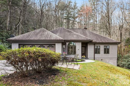 446 Silver Fox Ln, Pisgah Forest, NC, 28768-7755 | Card Image