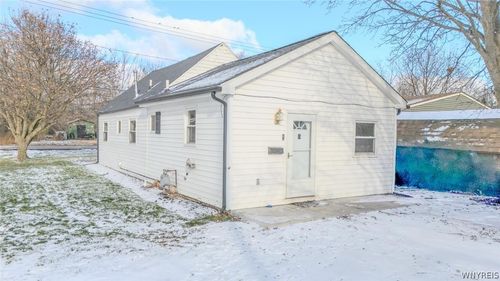 3487 Rhode Island Ave, Niagara Falls, NY, 14305-2336 | Card Image