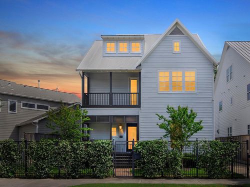 4533 Polk St, Houston, TX, 77023-1101 | Card Image