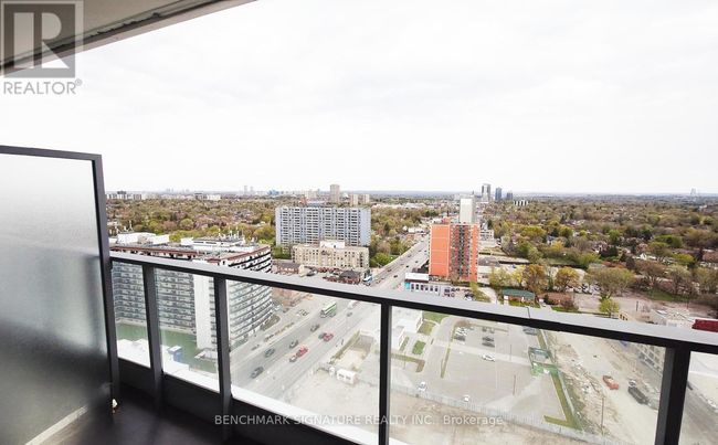 2102 - 7 Golden Lion Heights, Condo with 2 bedrooms, 1 bathrooms and null parking in Toronto (Newtonbrook East) ON | Image 9