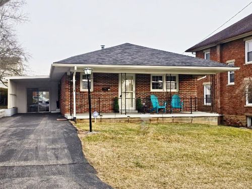 221 Wallace St, Princeton, WV, 24740-2754 | Card Image