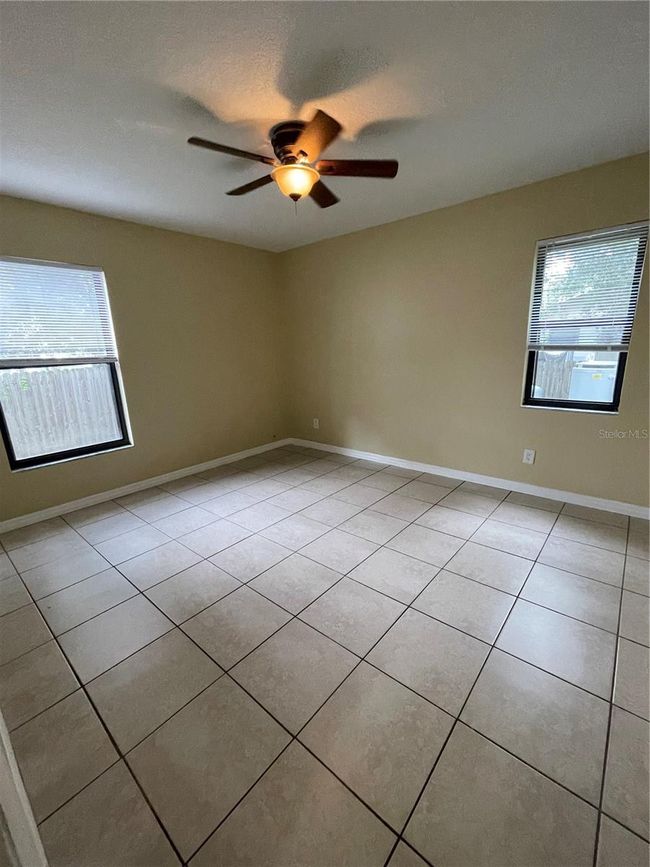 859 Ponder Ave, Condo with 2 bedrooms, 1 bathrooms and null parking in SARASOTA FL | Image 6