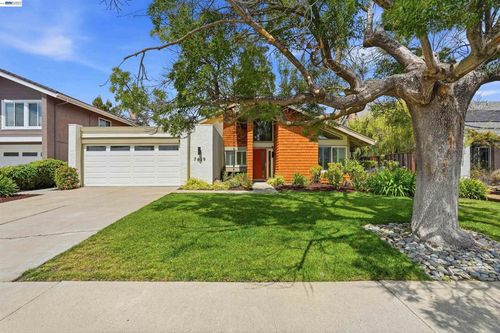 7629 Elderwood Ct, Cupertino, CA, 95014-4326 | Card Image