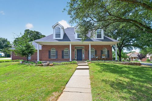 600 Rosedale St, Highland Village, TX, 75077-7073 | Card Image