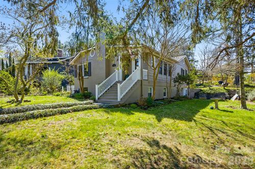 261 Forest Hill Dr, Asheville, NC, 28803-2442 | Card Image