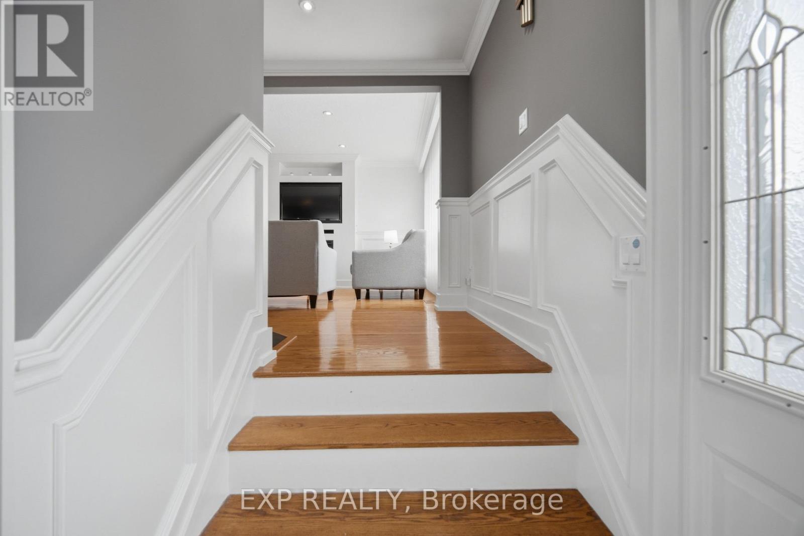 Residential in Mississauga (Fairview) 5