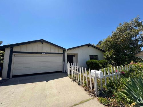 10490 Stanfield Cir, San Diego, CA, 92126-3323 | Card Image