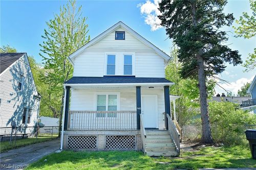9705 Macon Avenue, Cleveland, OH, 44102 | Card Image