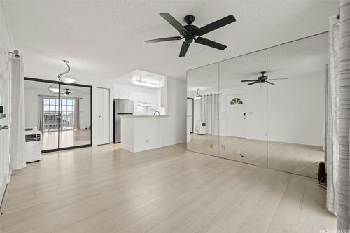 4-201-92-1050 Okaa St, Kapolei, HI, 96707-2404 | Card Image