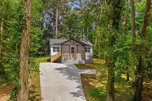 409 Van Buren Dr, DALTON, GA, 30721-8711 | Card Image