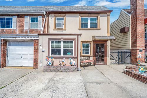 8605 77th Ave, Glendale, NY, 11385-7710 | Card Image