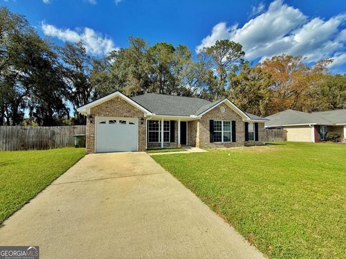 217 Guyett Ave, Hinesville, GA, 31313-7232 | Card Image