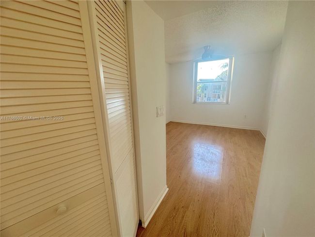 APT-302 - 2731 Ocean Club Blvd, Condo with 2 bedrooms, 2 bathrooms and null parking in Hollywood FL | Image 17