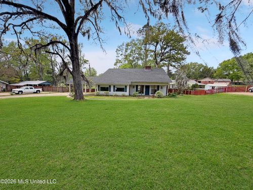 415 Trailwood Dr, Clinton, MS, 39056-5848 | Card Image
