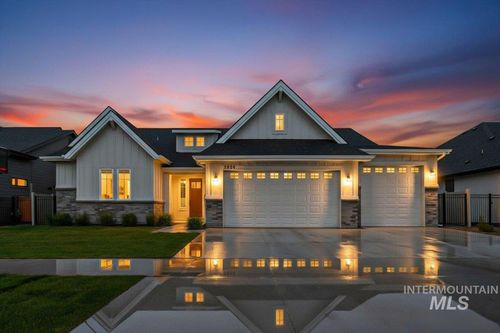 3834 E Englehart Ln, Meridian, ID, 83642-1288 | Card Image