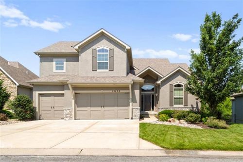 13428 W 172nd St, Overland Park, KS, 66221-6935 | Card Image
