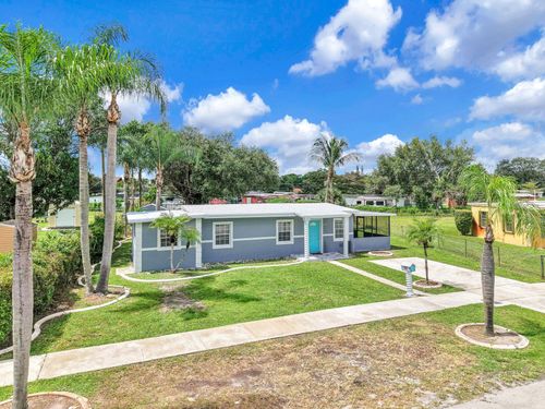 15710 Nw 19th Ave, Miami Gardens, FL, 33054-2002 | Card Image