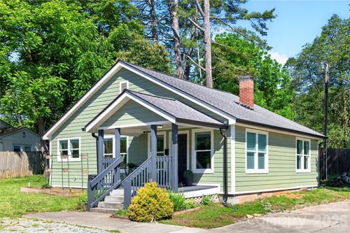 440 Carolina Ave, Brevard, NC, 28712-4570 | Card Image
