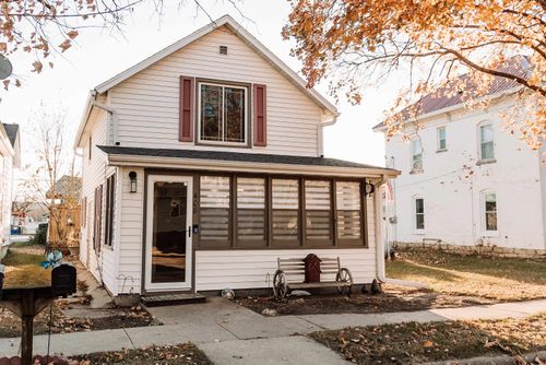 408 E Amelia St, CASSVILLE, WI, 53806-9556 | Card Image