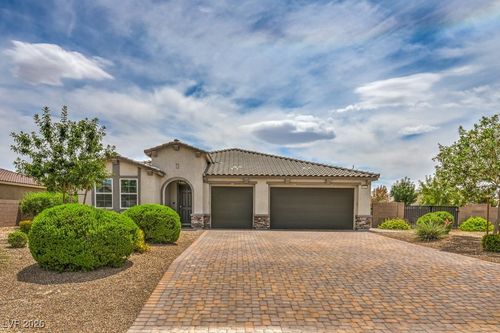 4621 Peppertree St, Pahrump, NV, 89061-7247 | Card Image