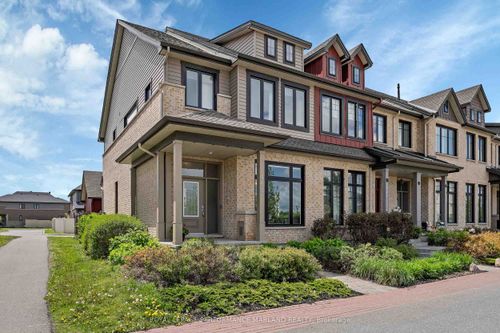 462 Codds Rd, Ottawa, ON, K1K3X3 | Card Image