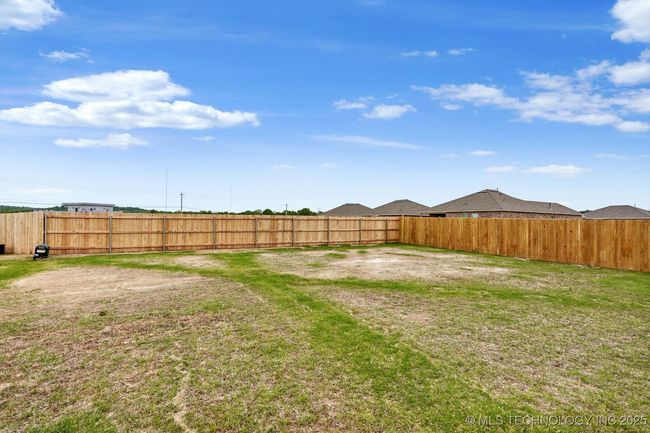 29318 E 80 Th St S, House other with 3 bedrooms, 2 bathrooms and null parking in Broken Arrow OK | Image 22