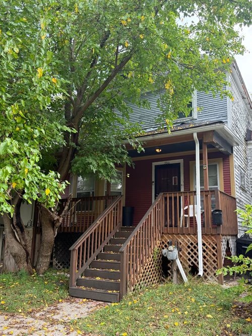 3816 Montclair St, Detroit, MI, 48214-4715 | Card Image