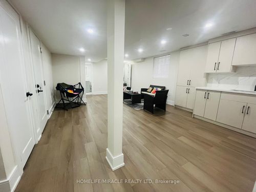 28 Fishlock Street, Ajax, ON, L1Z1G3 | Card Image