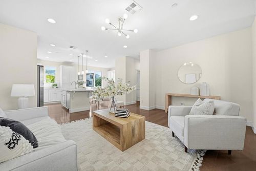 375 Santa Diana Ter, Sunnyvale, CA, 94085-4529 | Card Image
