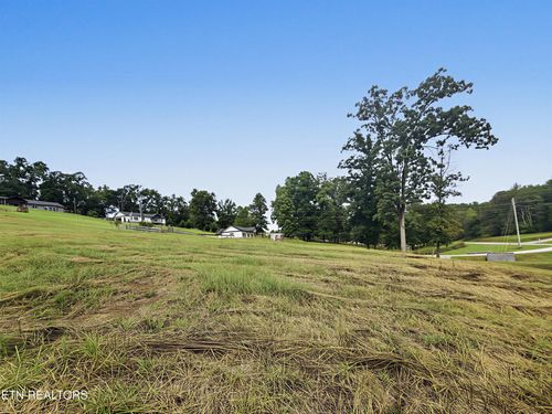 2 E Union Valley Rd, Seymour, TN, 37865 | Card Image