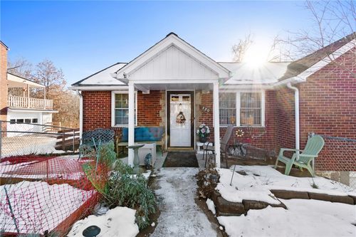 330 Wilson Dr, Penn Hills, PA, 15235-1738 | Card Image