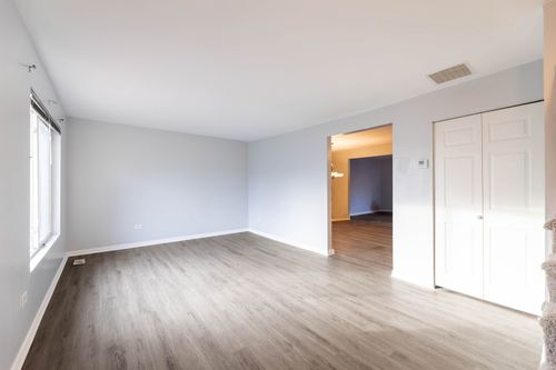 1044 Samson Dr, University Park, IL, 60484-3255 | Card Image