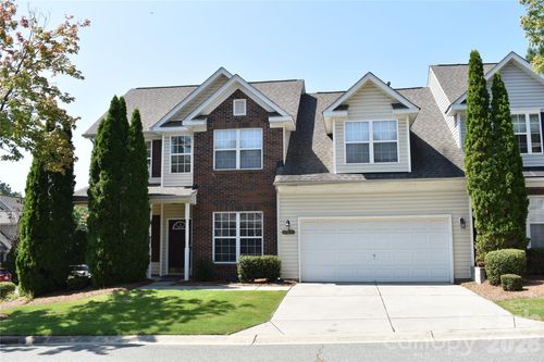 10932 Stone Trail Rd, Charlotte, NC, 28213-6832 | Card Image