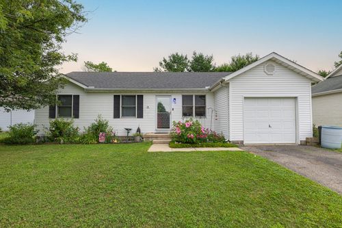 220 Berschet Dr, South Charleston, OH, 45368-9671 | Card Image