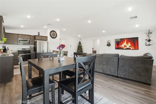 1262 Allegiance Avenue, Hemet, CA, 92543 | Card Image