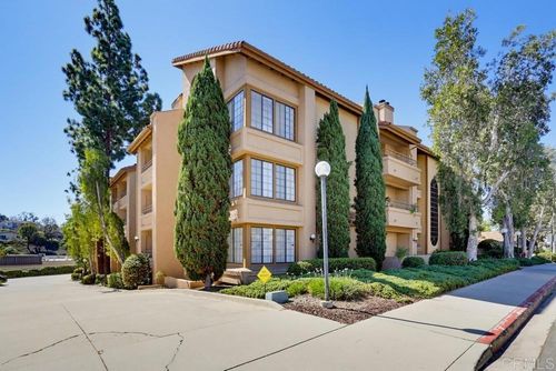 302-5649 Lake Park Way, La Mesa, CA, 91942 | Card Image