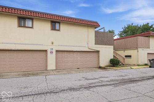 2813 Del Prado Dr, Indianapolis, IN, 46227-6111 | Card Image