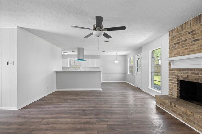 23838 English Oak Dr, House other with 3 bedrooms, 2 bathrooms and 2 parking in Spring TX | Image 7