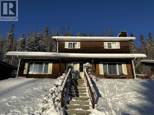 5735 Gairdner Cres, Fort Nelson, BC, V0C1R0 | Card Image