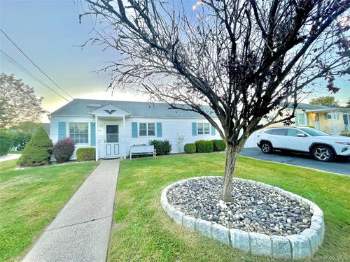 33 Peck St, West Haverstraw, NY, 10993-1233 | Card Image