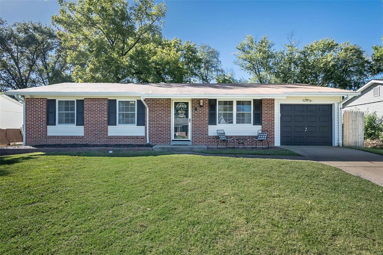 Cricklewood Ln, Saint Peters, MO 63376