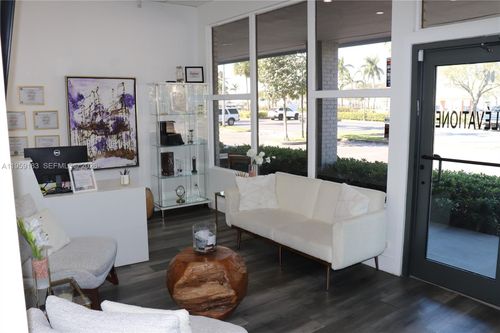 3724 Davie Rd, Davie, FL, 33314 | Card Image