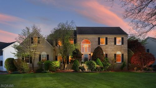2 Raddel Ct, Hillsborough, NJ, 08844-2261 | Card Image