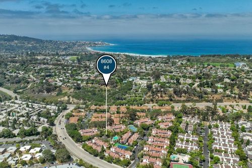 4-8608 Villa La Jolla Dr, La Jolla, CA, 92037-2381 | Card Image