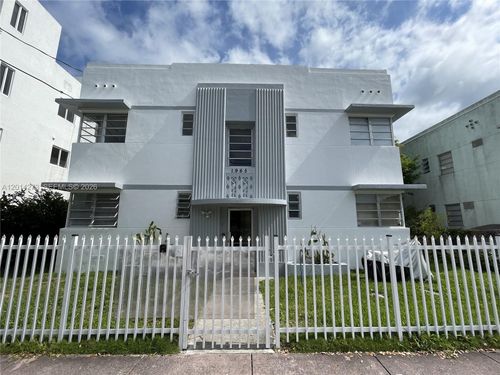 7-1965 Calais Dr, Miami Beach, FL, 33141-3533 | Card Image