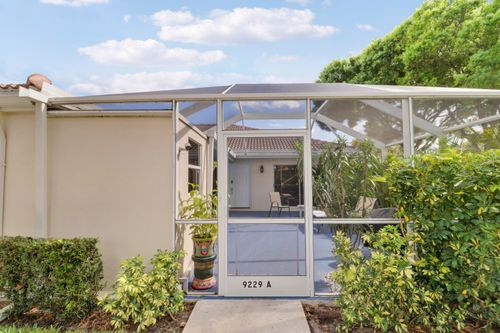 9229 Sun Terrace Cir, Palm Beach Gardens, FL, 33403-4103 | Card Image