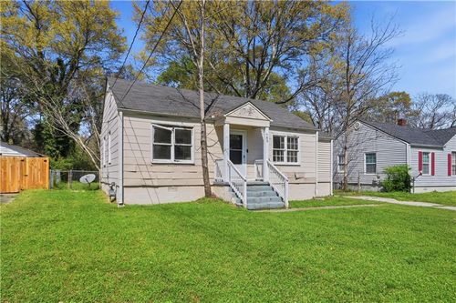 780 South Ave, Forest Park, GA, 30297-2747 | Card Image